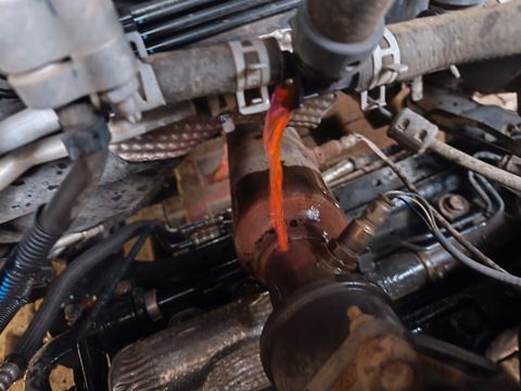 Fuga de refrigerante por cañería de calefacción rota – electromecánico a domicilio en Buin